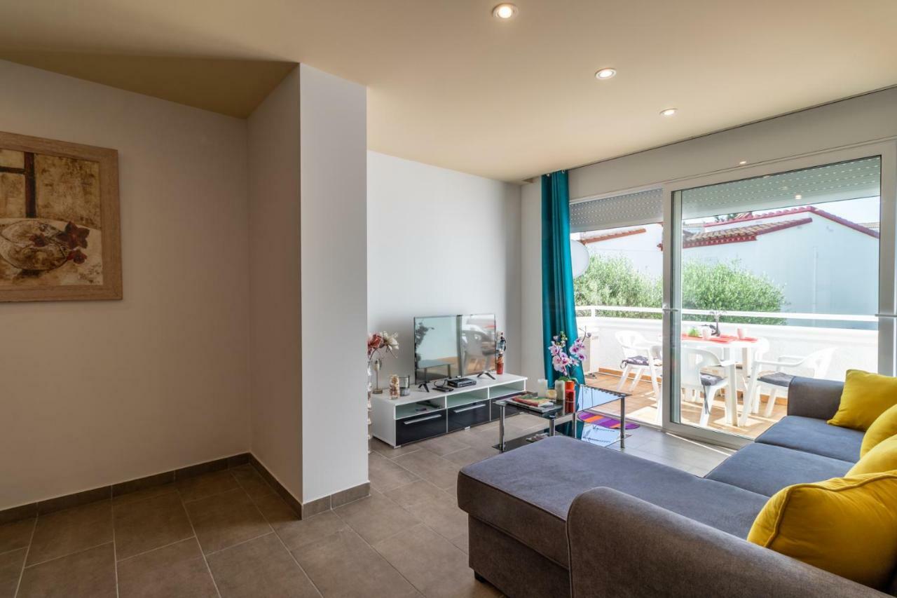 Goldhome - Valira Empuriabrava Kültér fotó